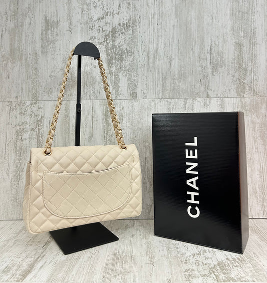 Chanel flap