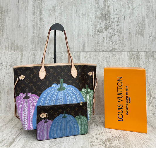 Louis Vuitton Shopping