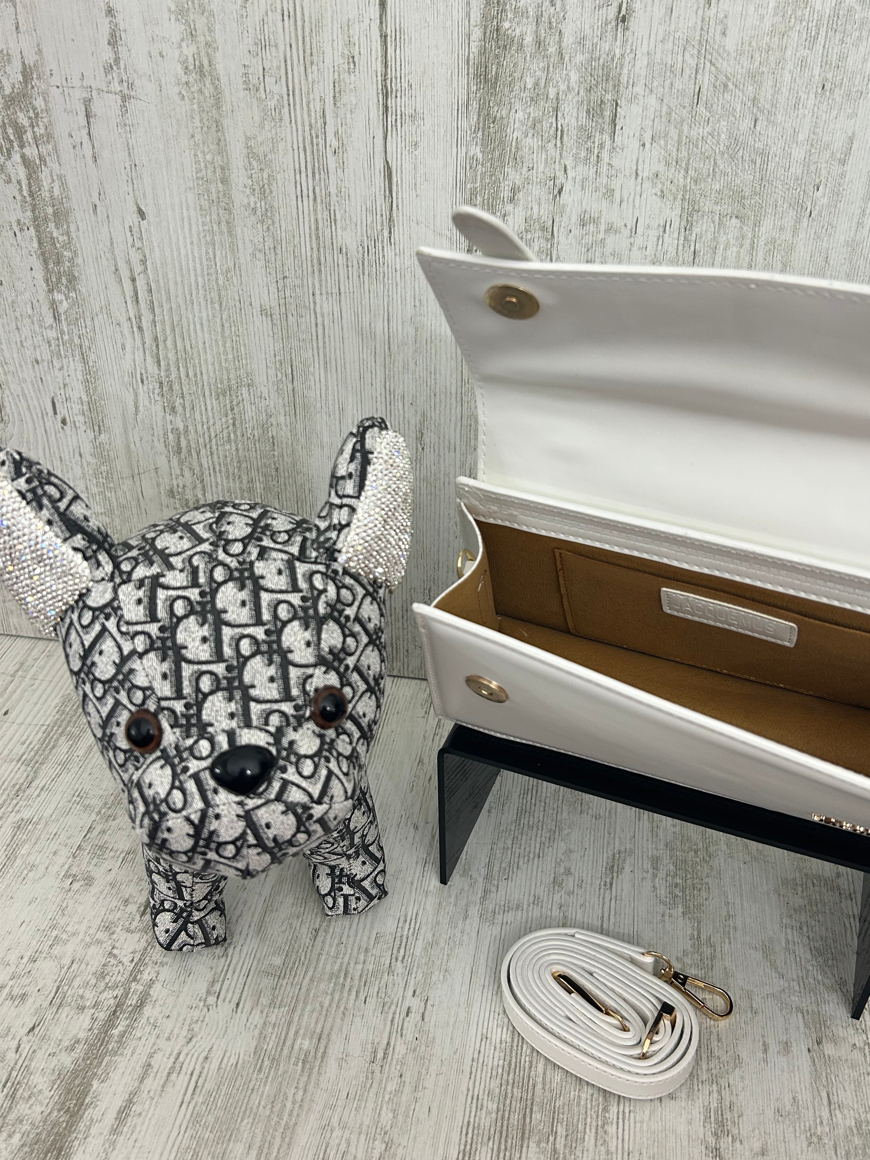 Jacquemus the long chiquito